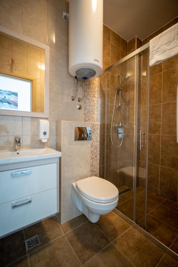 Apartments Edera Тиват Экстерьер фото