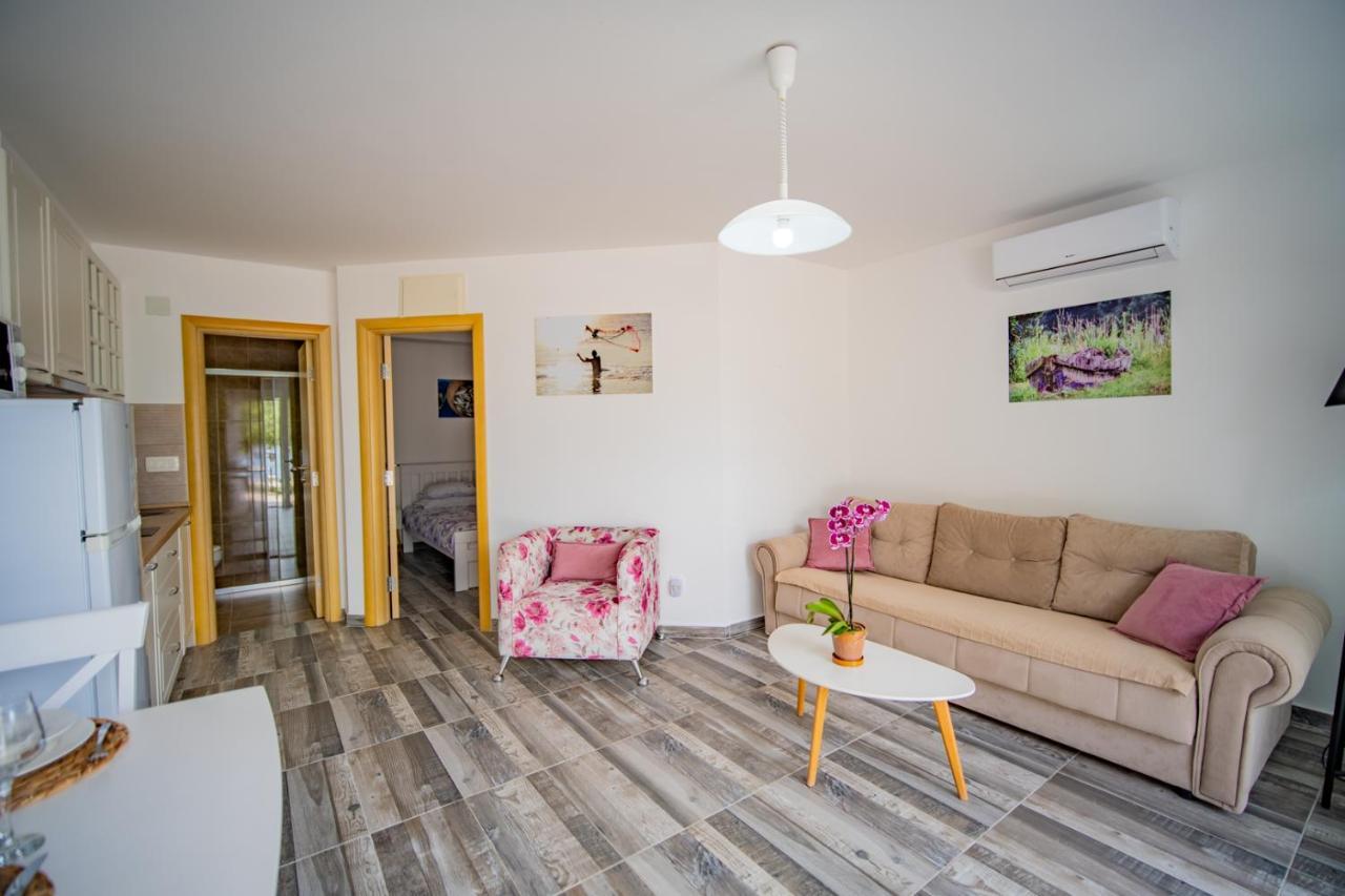 Apartments Edera Тиват Экстерьер фото