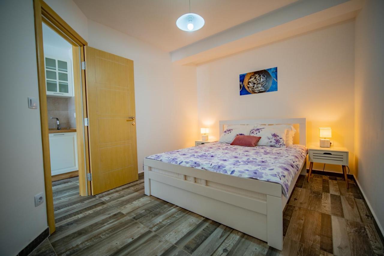 Apartments Edera Тиват Экстерьер фото