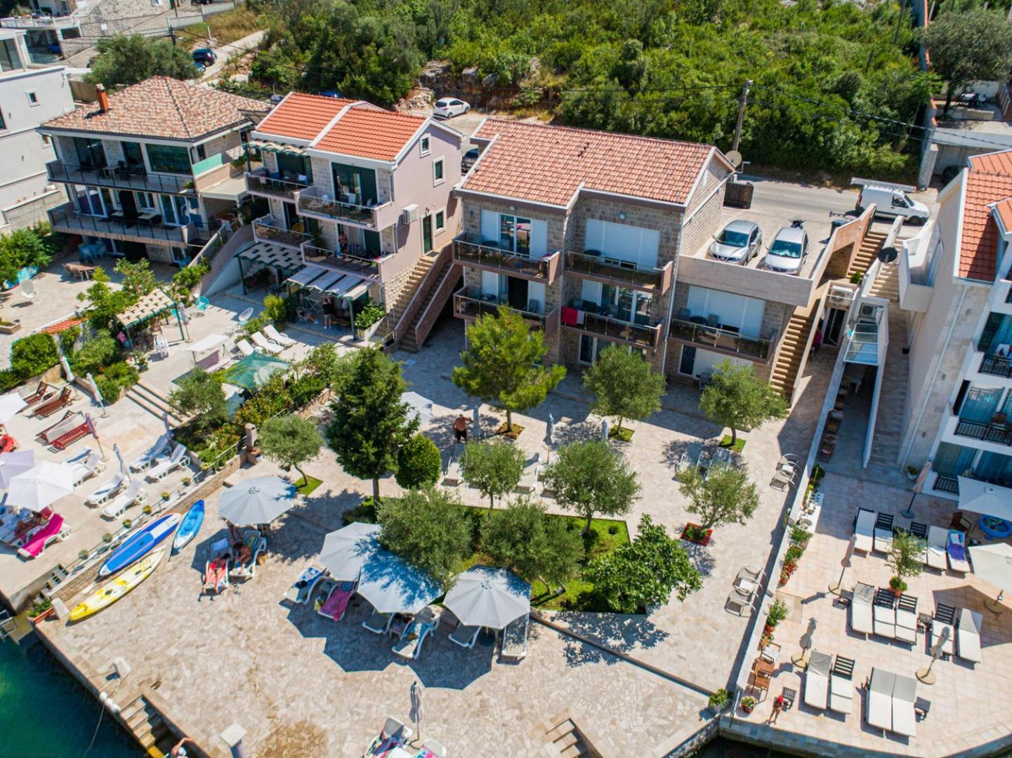 Apartments Edera Тиват Экстерьер фото