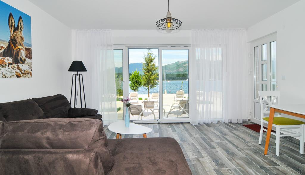 Apartments Edera Тиват Экстерьер фото