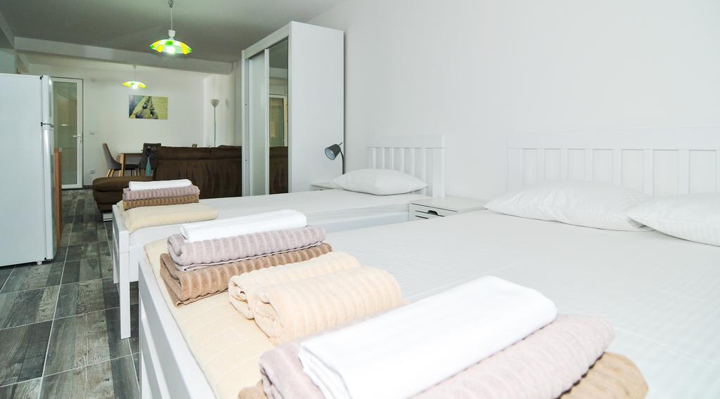 Apartments Edera Тиват Экстерьер фото