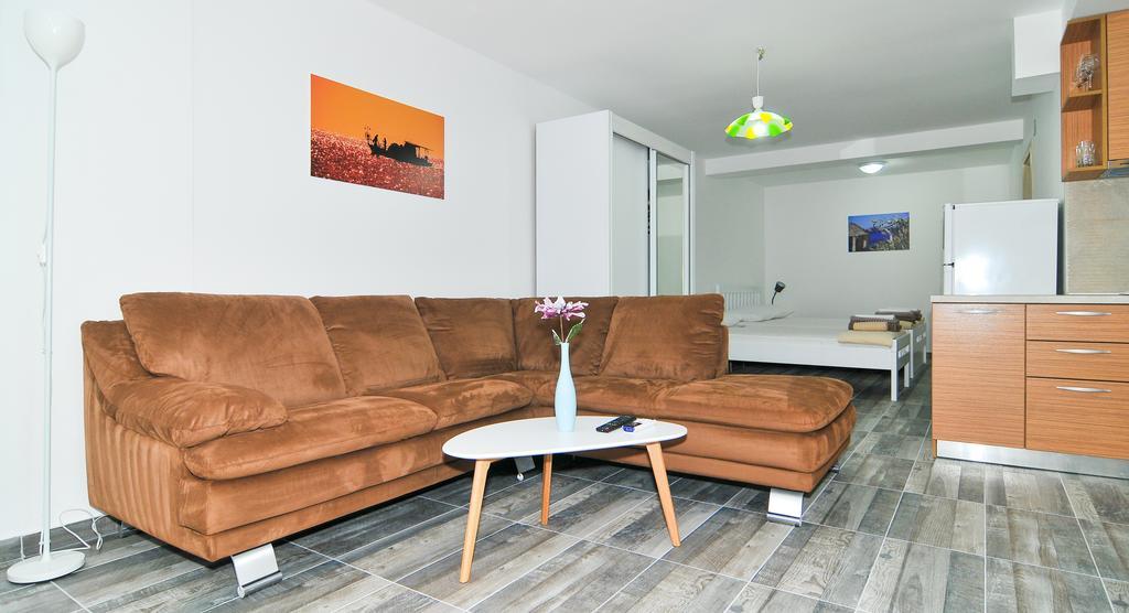 Apartments Edera Тиват Экстерьер фото
