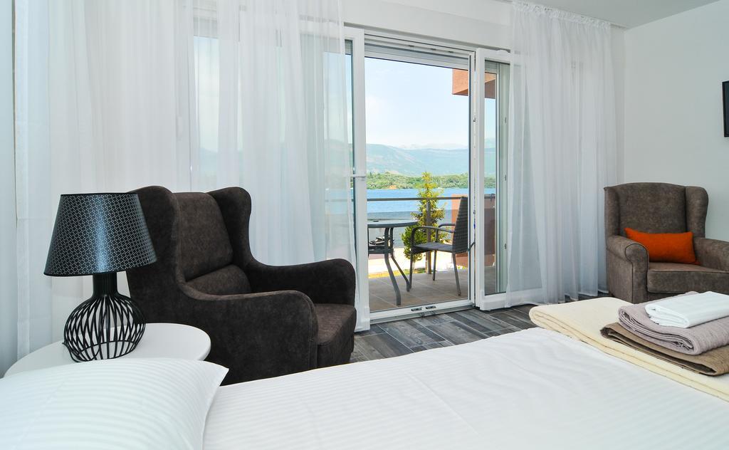 Apartments Edera Тиват Экстерьер фото