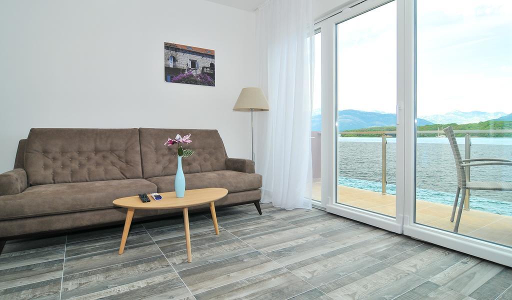 Apartments Edera Тиват Экстерьер фото