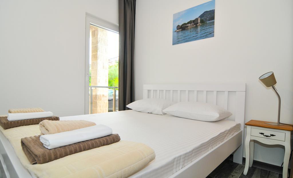 Apartments Edera Тиват Экстерьер фото